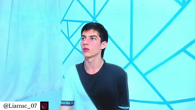 Snapshot of liam_scott77 chatting on 17, 2, 2026 liam scott77 online show from 17, 2, 2026