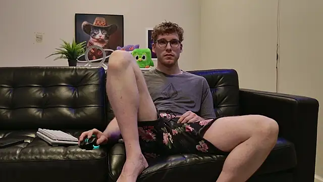 Snapshot of BlueEyedTallGuy94 chatting on 1, 10, 2025 BlueEyedTallGuy94 online show from 1, 10, 2025