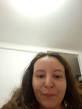 Snapshot of LineaDemie chatting on 8, 10, 2025 LineaDemie online show from 8, 10, 2025