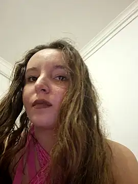 Snapshot of LineaDemie chatting on 15, 10, 2025 LineaDemie online show from 15, 10, 2025