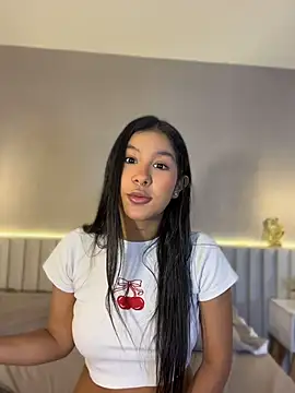 Snapshot of Aida_moreno chatting on 1, 5, 2026 Aida moreno online show from 1, 5, 2026