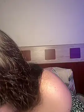 Snapshot of Evelinia chatting on 21, 5, 2026 Evelinia online show from 21, 5, 2026