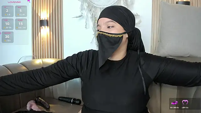 Snapshot of malak_nanyy chatting on 31, 5, 2026 malak nanyy online show from 31, 5, 2026