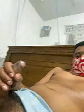 Snapshot of Heavenranger1997 chatting on 14, 2, 2026 Heavenranger1997 online show from 14, 2, 2026