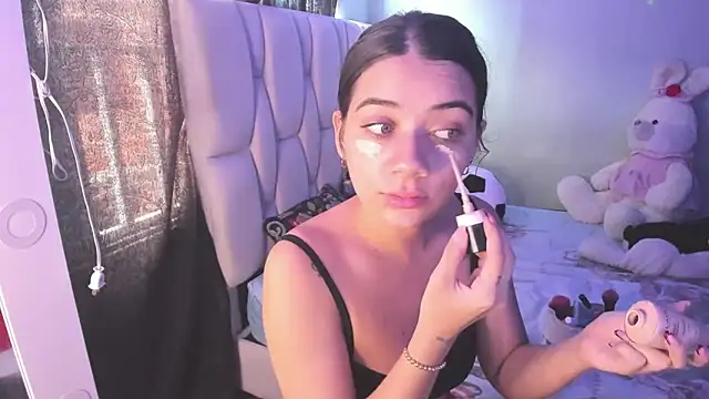 KittyKlum online show from 10, 10, 2025