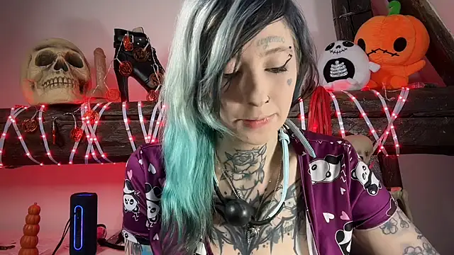 coyemoo online show from 3, 11, 2025