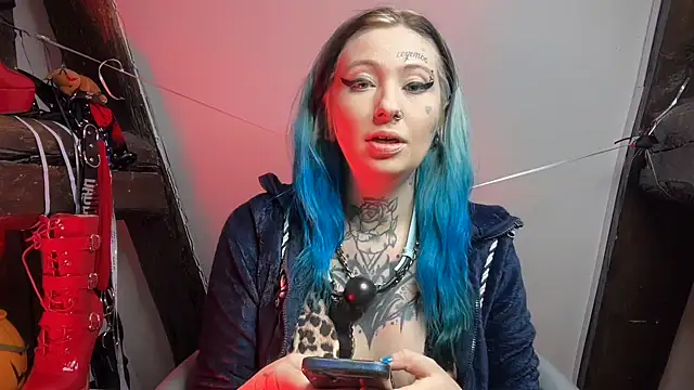 Snapshot of coyemoo chatting on 3, 2, 2026 coyemoo online show from 3, 2, 2026