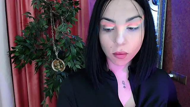 MissJuliax online show from 17, 11, 2025