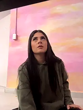 Amy-Saenz online show from 27, 10, 2025