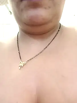 Snapshot of sneha_rose chatting on 11, 12, 2024 sneha rose online show from 11, 12, 2024