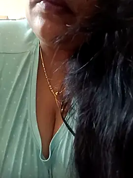 Snapshot of sneha_rose chatting on 25, 2, 2025 sneha rose online show from 25, 2, 2025