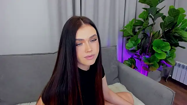 sexyangeloux online show from 25, 3, 2026