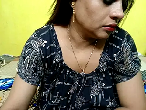 Snapshot of Sexyranibhabhi chatting on 28, 10, 2025 Sexyranibhabhi online show from 28, 10, 2025