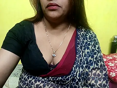 Snapshot of Sexyranibhabhi chatting on 9, 11, 2025 Sexyranibhabhi online show from 9, 11, 2025