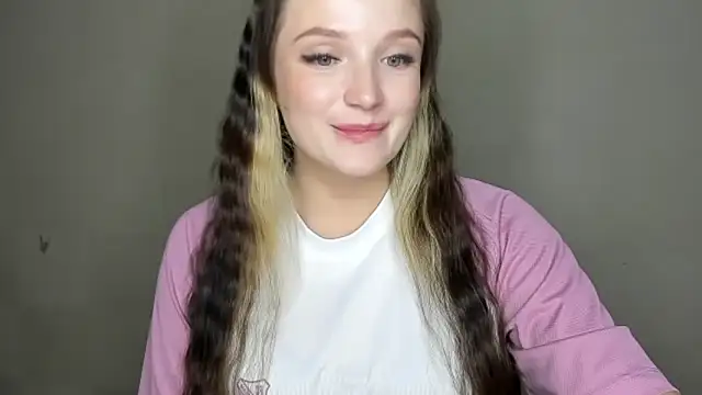 Snapshot of EvaaMillerr99 chatting on 3, 11, 2025 EvaaMillerr99 online show from 3, 11, 2025