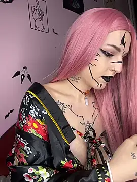 Snapshot of MoonAgnes chatting on 4, 1, 2025 MoonAgnes online show from 4, 1, 2025