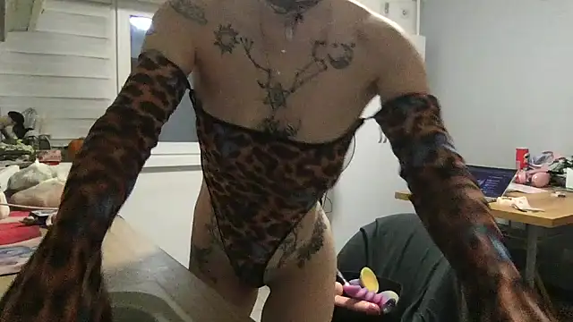 Snapshot of MoonAgnes chatting on 17, 11, 2025 MoonAgnes online show from 17, 11, 2025