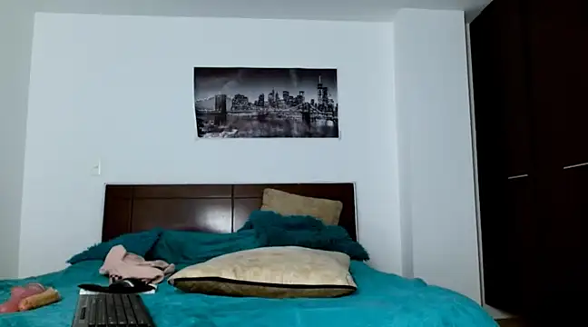 chicafitcaliente online show from 6, 12, 2024