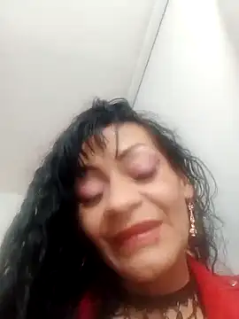 AlexandraJones  online show from 8, 3, 2025