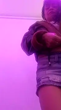 AlexandraJones  online show from 16, 3, 2025