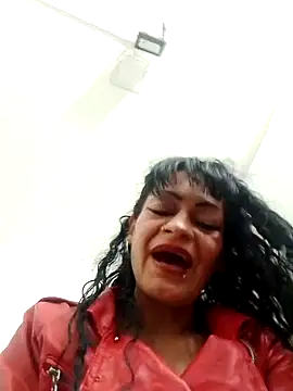 AlexandraJones  online show from 17, 3, 2025