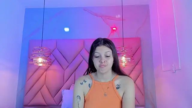Snapshot of AngelaaCute_ chatting on 1, 8, 2026 AngelaaCute online show from 1, 8, 2026