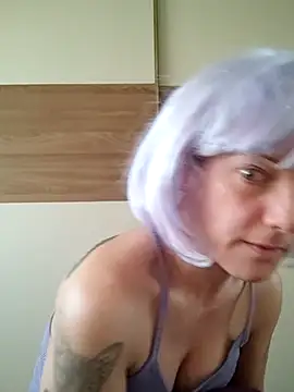 Snapshot of Dark_Angel_22 chatting on 5, 3, 2025 Dark Angel 22 online show from 5, 3, 2025