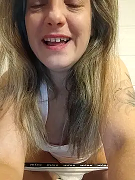 Snapshot of Dark_Angel_22 chatting on 20, 10, 2025 Dark Angel 22 online show from 20, 10, 2025