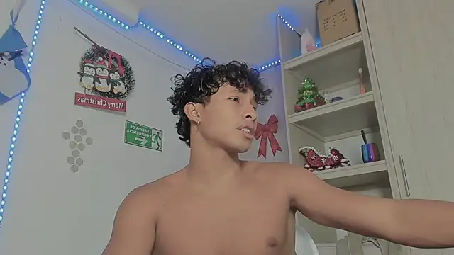 Snapshot of _diegsz_ chatting on 4, 1, 2025 diegsz online show from 4, 1, 2025