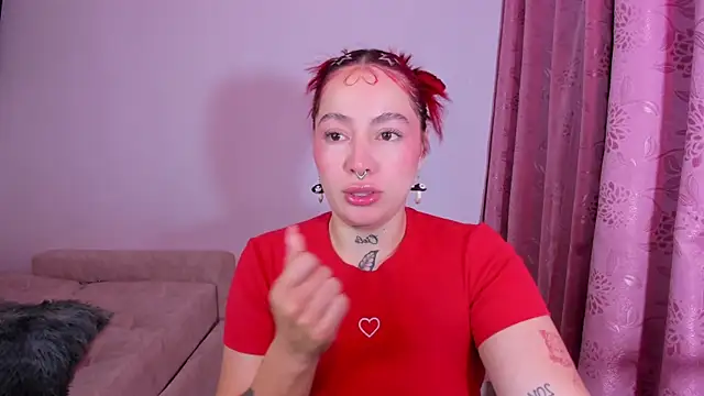 Snapshot of annika_taylor chatting on 30, 9, 2025 annika taylor online show from 30, 9, 2025