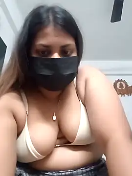 Hotmilfxox online show from 14, 12, 2024