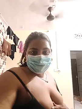 Snapshot of Hotmilfxox chatting on 16, 4, 2026 Hotmilfxox online show from 16, 4, 2026