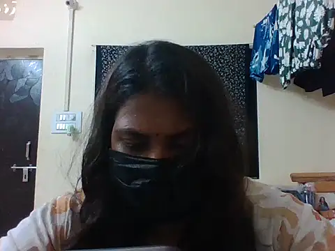 Snapshot of Hotmilfxox chatting on 27, 5, 2026 Hotmilfxox online show from 27, 5, 2026