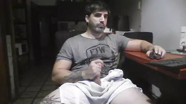 ozzypsico13 online show from 16, 4, 2026