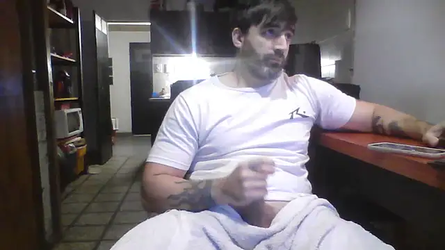 Snapshot of ozzypsico13 chatting on 2, 6, 2026 ozzypsico13 online show from 2, 6, 2026
