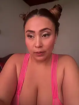 Snapshot of dulce_santamaria chatting on 21, 3, 2025 dulce santamaria online show from 21, 3, 2025