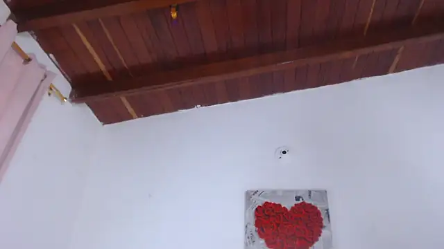 Snapshot of Amara_Red chatting on 12, 11, 2025 Amara Red online show from 12, 11, 2025