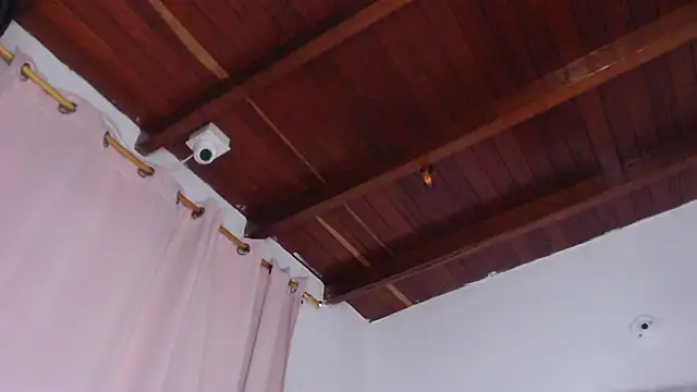 Snapshot of Amara_Red chatting on 2, 12, 2025 Amara Red online show from 2, 12, 2025