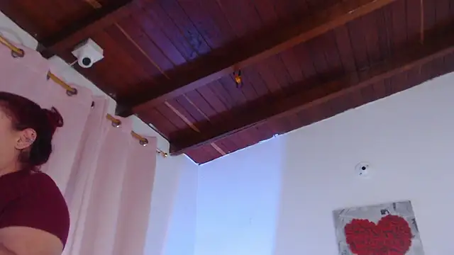 Snapshot of Amara_Red chatting on 14, 7, 2026 Amara Red online show from 14, 7, 2026