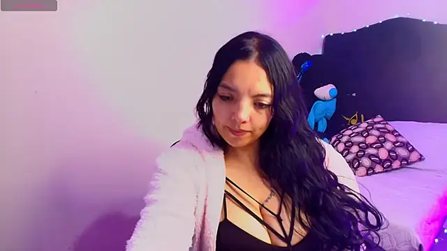 Snapshot of loren_tits24 chatting on 9, 5, 2026 loren tits24 online show from 9, 5, 2026