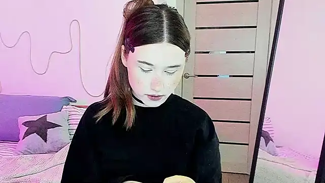 Stella Sunny online show from 5, 12, 2025