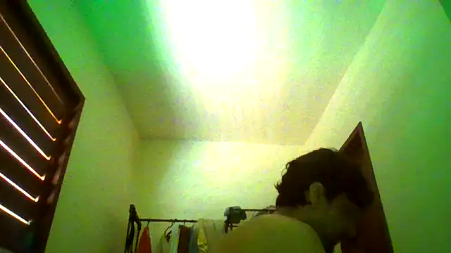 couplemilk online show from 14, 4, 2026