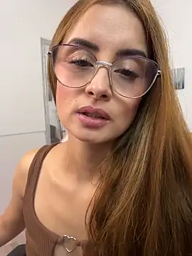 Snapshot of MiaaLoren chatting on 18, 1, 2026 MiaaLoren online show from 18, 1, 2026