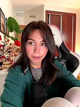 Snapshot of Adriennesexxx chatting on 22, 11, 2025 Adriennesexxx online show from 22, 11, 2025