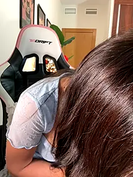 Snapshot of Adriennesexxx chatting on 29, 11, 2025 Adriennesexxx online show from 29, 11, 2025