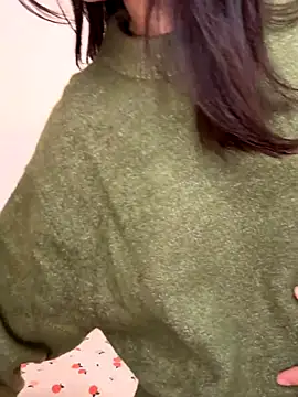 Snapshot of Adriennesexxx chatting on 4, 12, 2025 Adriennesexxx online show from 4, 12, 2025