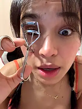 Snapshot of Adriennesexxx chatting on 14, 12, 2025 Adriennesexxx online show from 14, 12, 2025