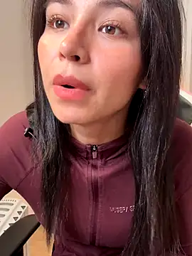 Snapshot of Adriennesexxx chatting on 6, 1, 2026 Adriennesexxx online show from 6, 1, 2026