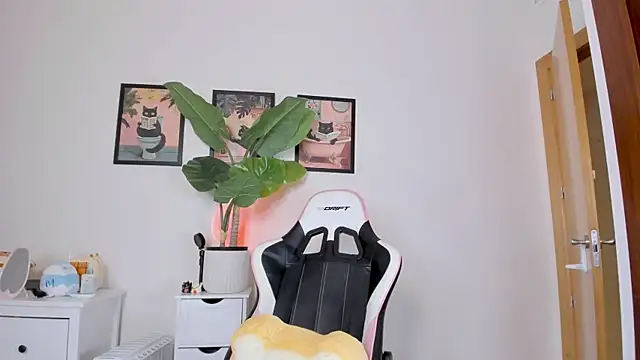 Snapshot of Adriennesexxx chatting on 8, 2, 2026 Adriennesexxx online show from 8, 2, 2026