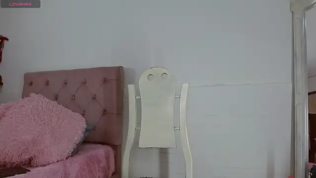 Snapshot of tifanny-squirt chatting on 24, 2, 2025 tifanny-squirt online show from 24, 2, 2025